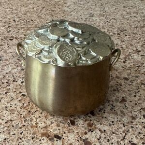 Interpur Brass Pot Of Gold Tupperware Award